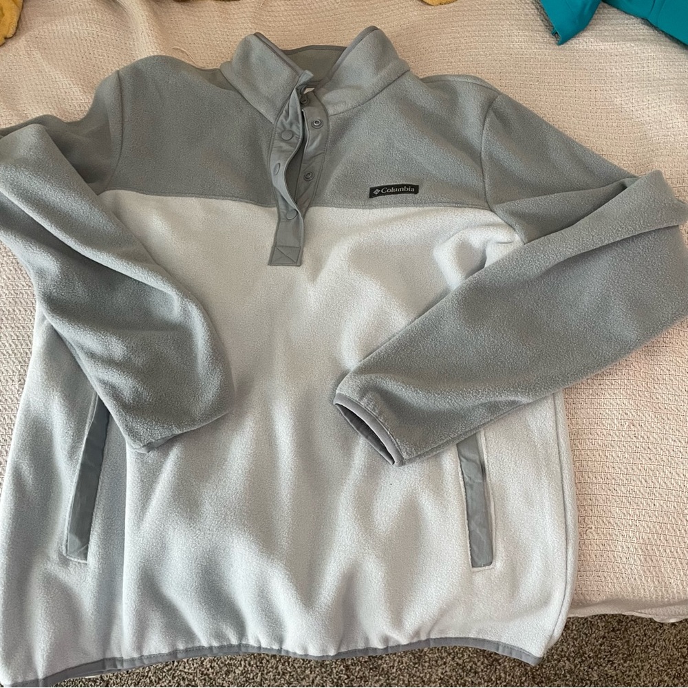 Columbia Pullover